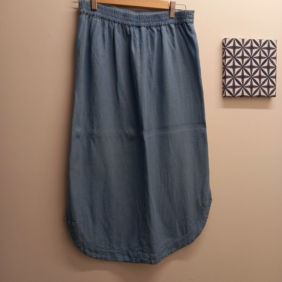 Katies Denim Skirt - Picture 4 of 6
